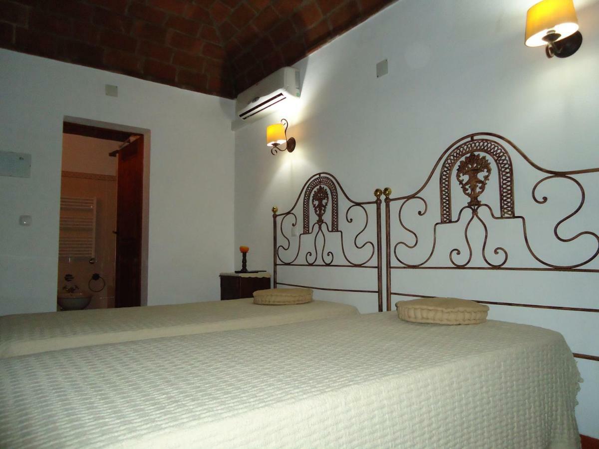 Monte Da Avo Chica Hotel Монсарас Екстериор снимка