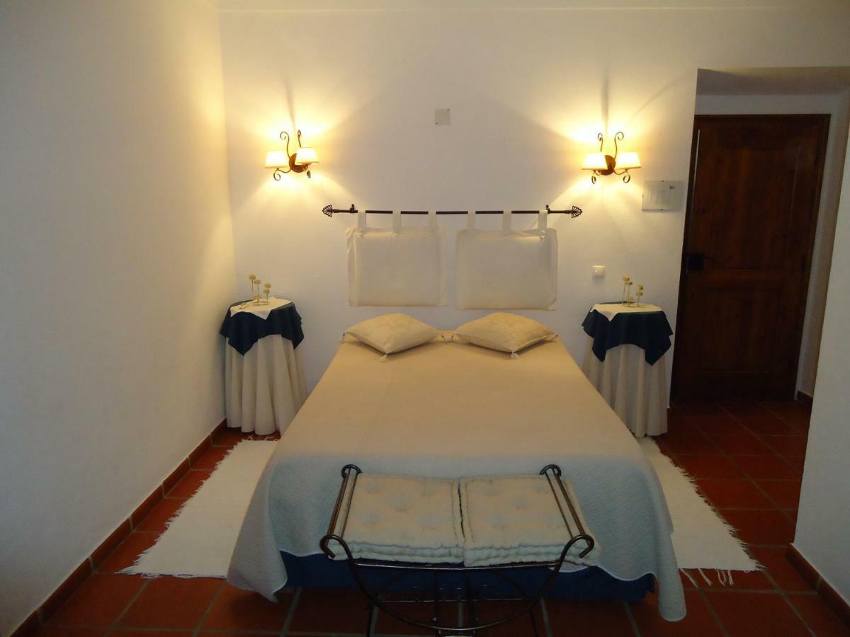 Monte Da Avo Chica Hotel Монсарас Екстериор снимка